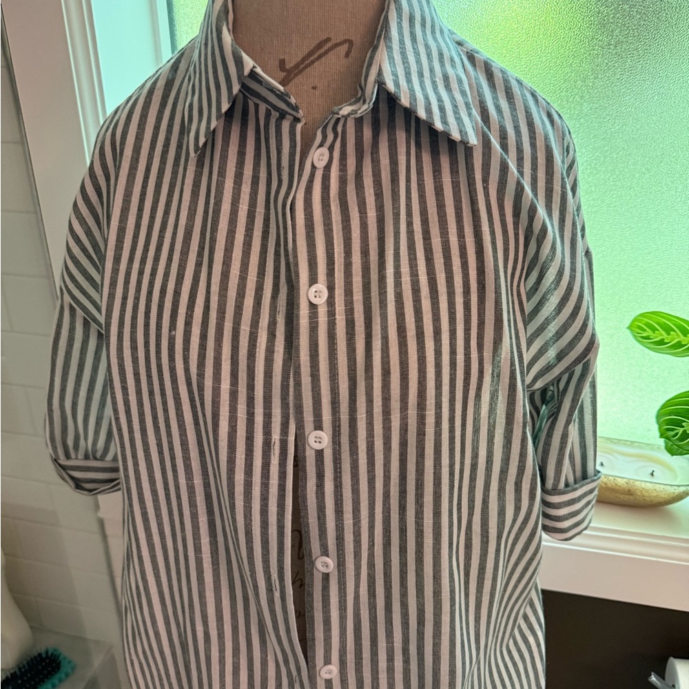 SHEIN Green and White Vertical Stripe Button-Down Shirt